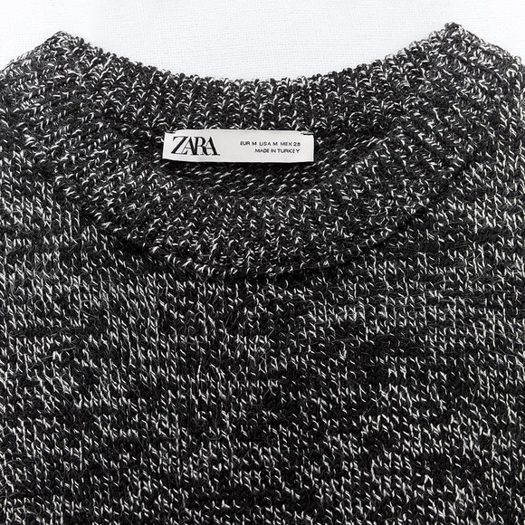 ZARA | OVERSIZED TWISTED YARN KNIT VEST - Picture 4 of 11